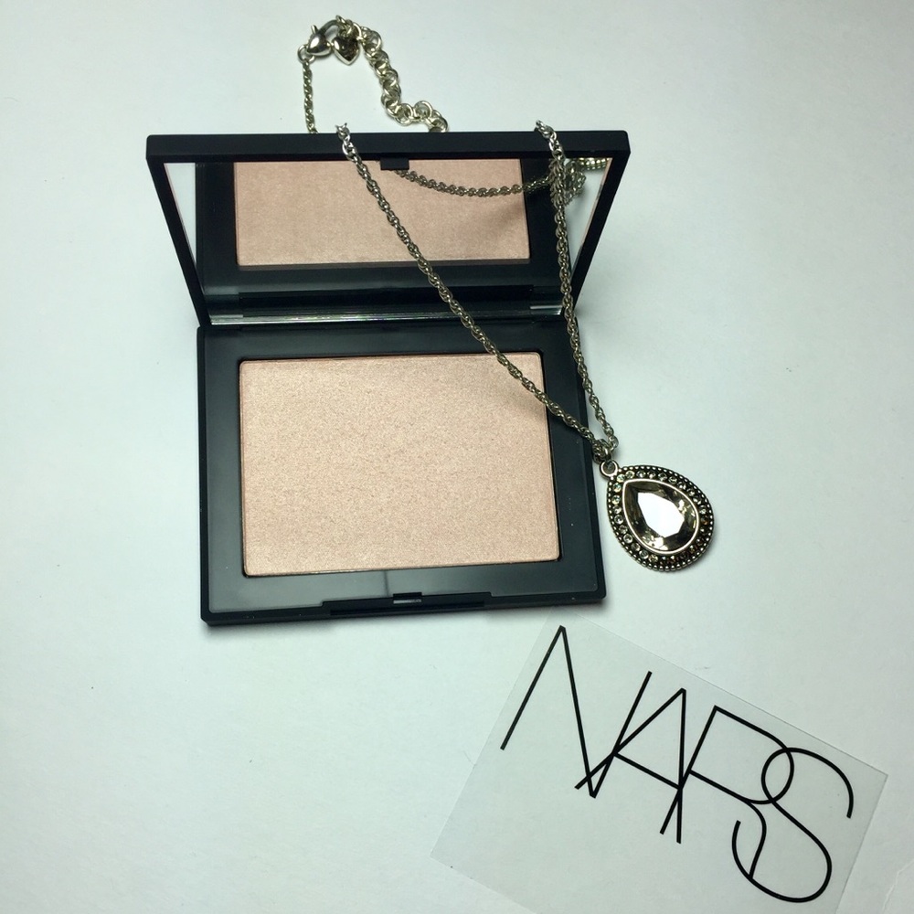 NARS Highlighting Powder “Capri” 🤩
